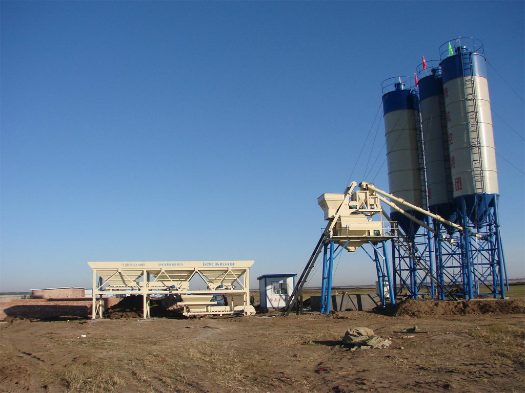 每天上班前要做好混凝土攪拌站檢修工作